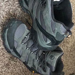 Merrell men’s Moab 2 mid hiking boot